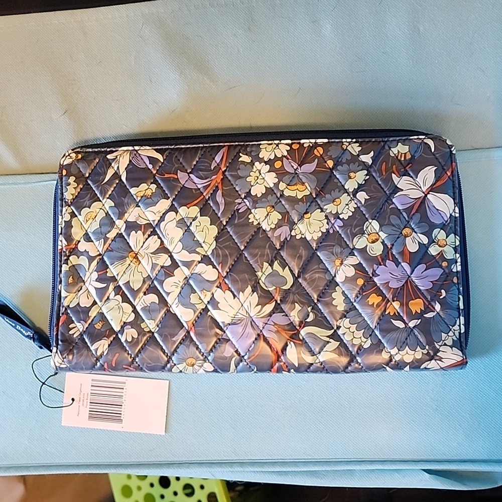 NWT Vera Bradley personal travel organizer